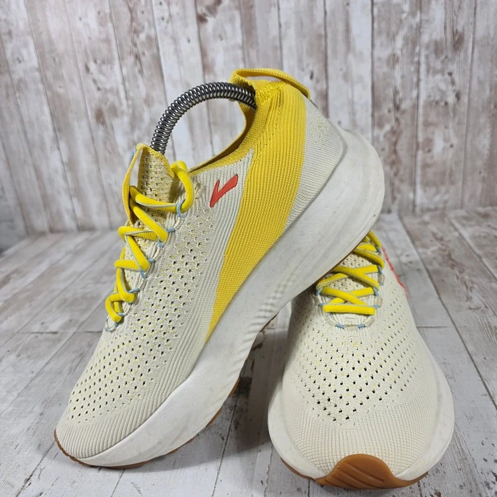 Brooks Glycerin StealthFit 22 Womens Running Shoes Yellow Cream 1204371B744 9